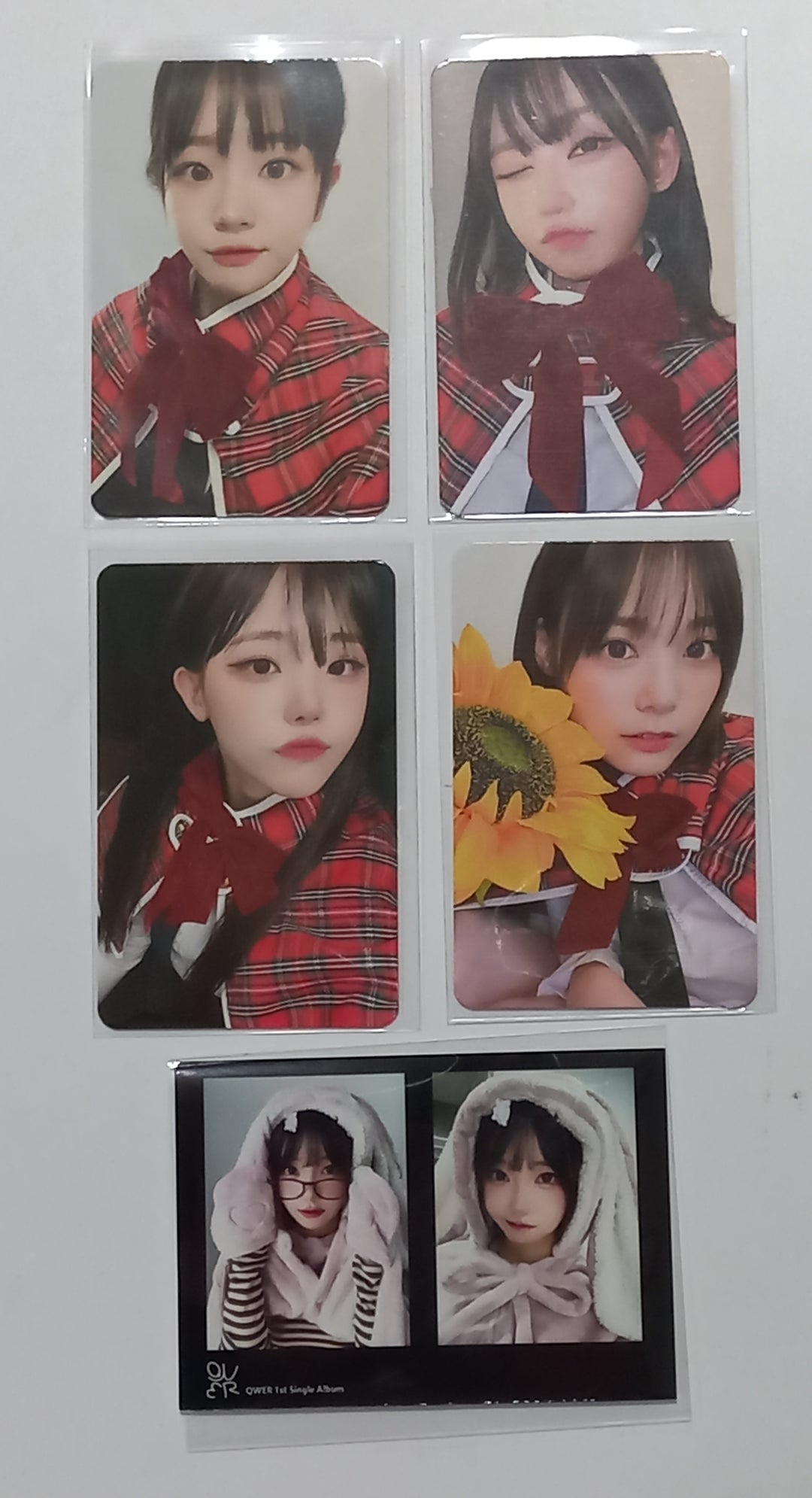 QWER "Harmony from Discord" - Makestar Fansign Event Photocard, 2 Cut Photo Round 3 [23.11.16] - HALLYUSUPERSTORE