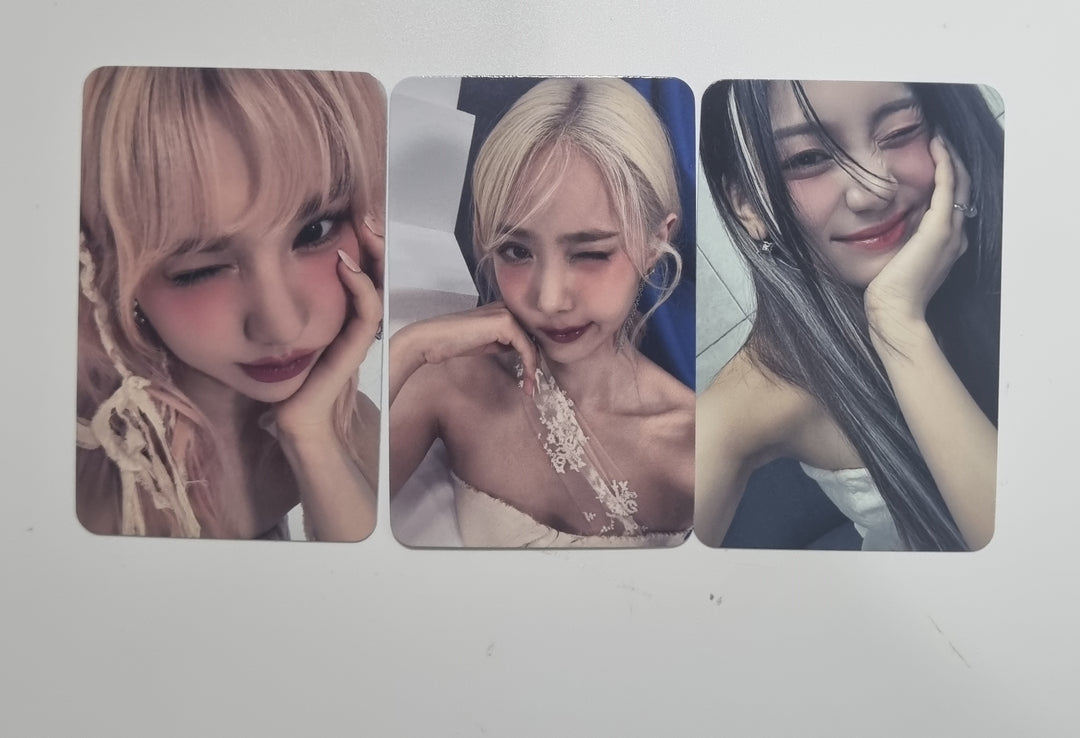 VIVIZ "VERSUS" - Daily Duck Fansign Event Photocard Round 3 [23.11.16] - HALLYUSUPERSTORE