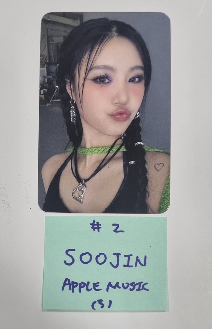 Soojin "아가씨" 1st EP - Apple Music Fansign Event Photocard Round 2 [23.11.16] - HALLYUSUPERSTORE