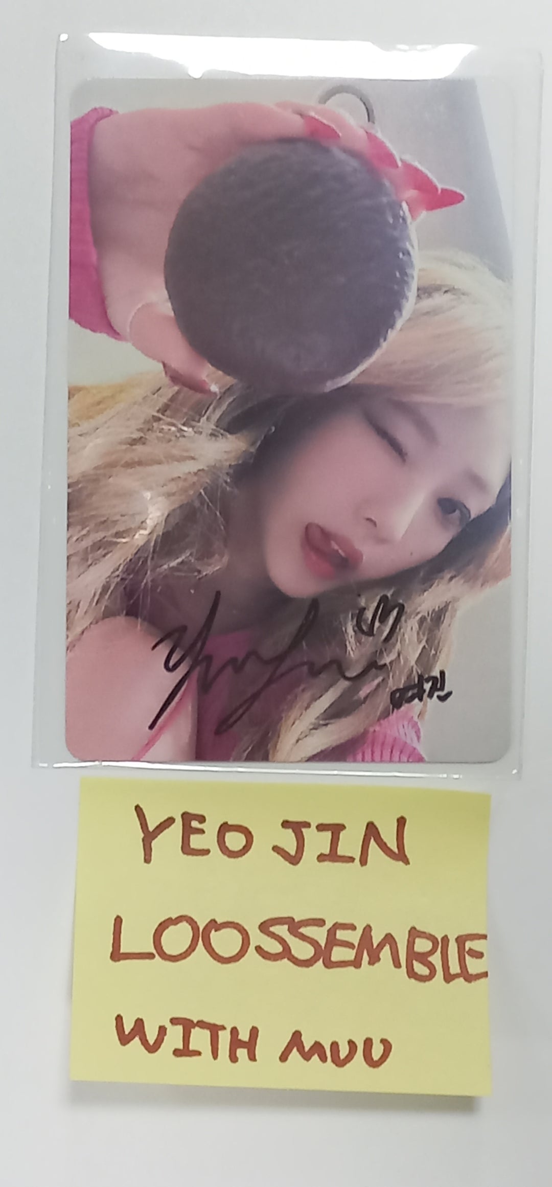 Yeojin (Of LOOSSEMBLE) "LOOSSEMBLE" - Hand Autographed(Signed) Photocard [23.11.16] - HALLYUSUPERSTORE