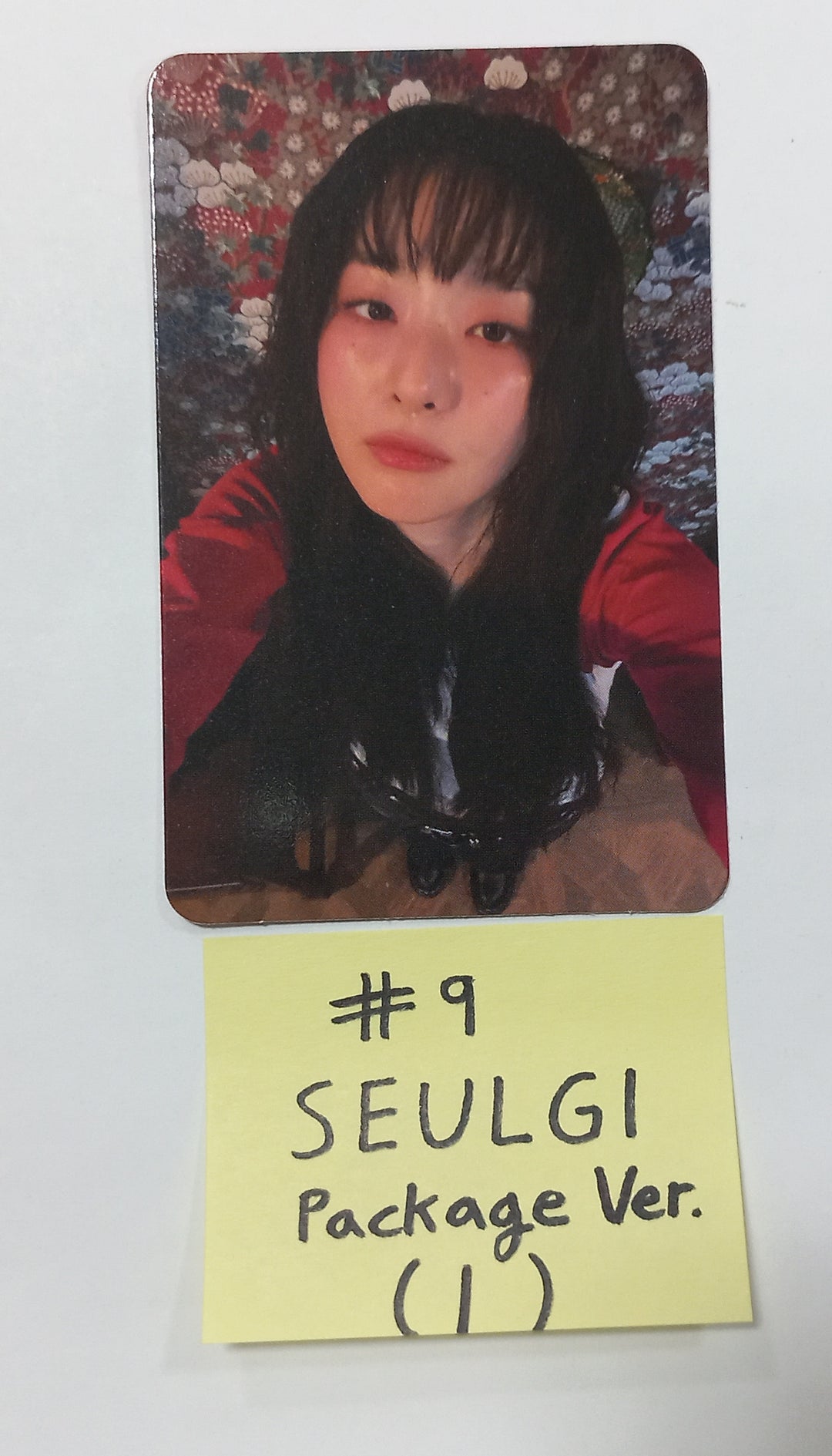 Red Velvet  "Chill Kill" - Official Photocard [S mini, Poster, Package, Special Ver] [Restocked] [23.11.20] - HALLYUSUPERSTORE