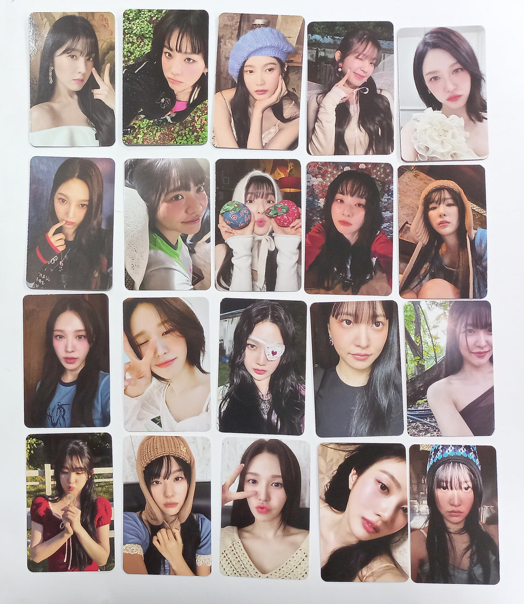Red Velvet  "Chill Kill" - Official Photocard [S mini, Poster, Package, Special Ver] [Restocked] [23.11.20] - HALLYUSUPERSTORE