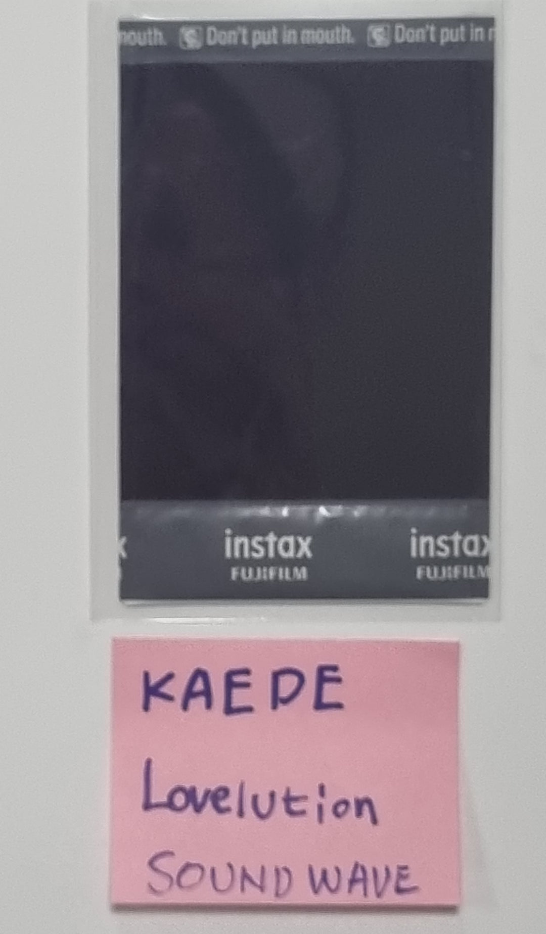 KAEDE (Of TripleS) "LOVElution : MUHAN" - Hand Autographed(Signed) Polaroid [23.11.21] - HALLYUSUPERSTORE