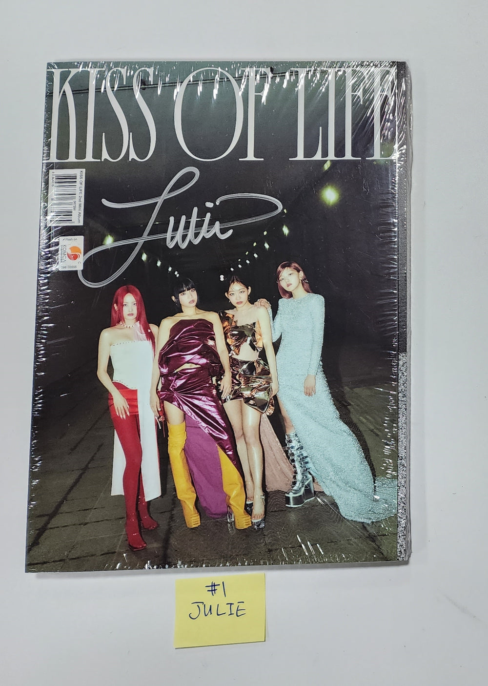Kiss of Life "Born to be XX" - Hello82 Signed Album [23.11.21] - HALLYUSUPERSTORE