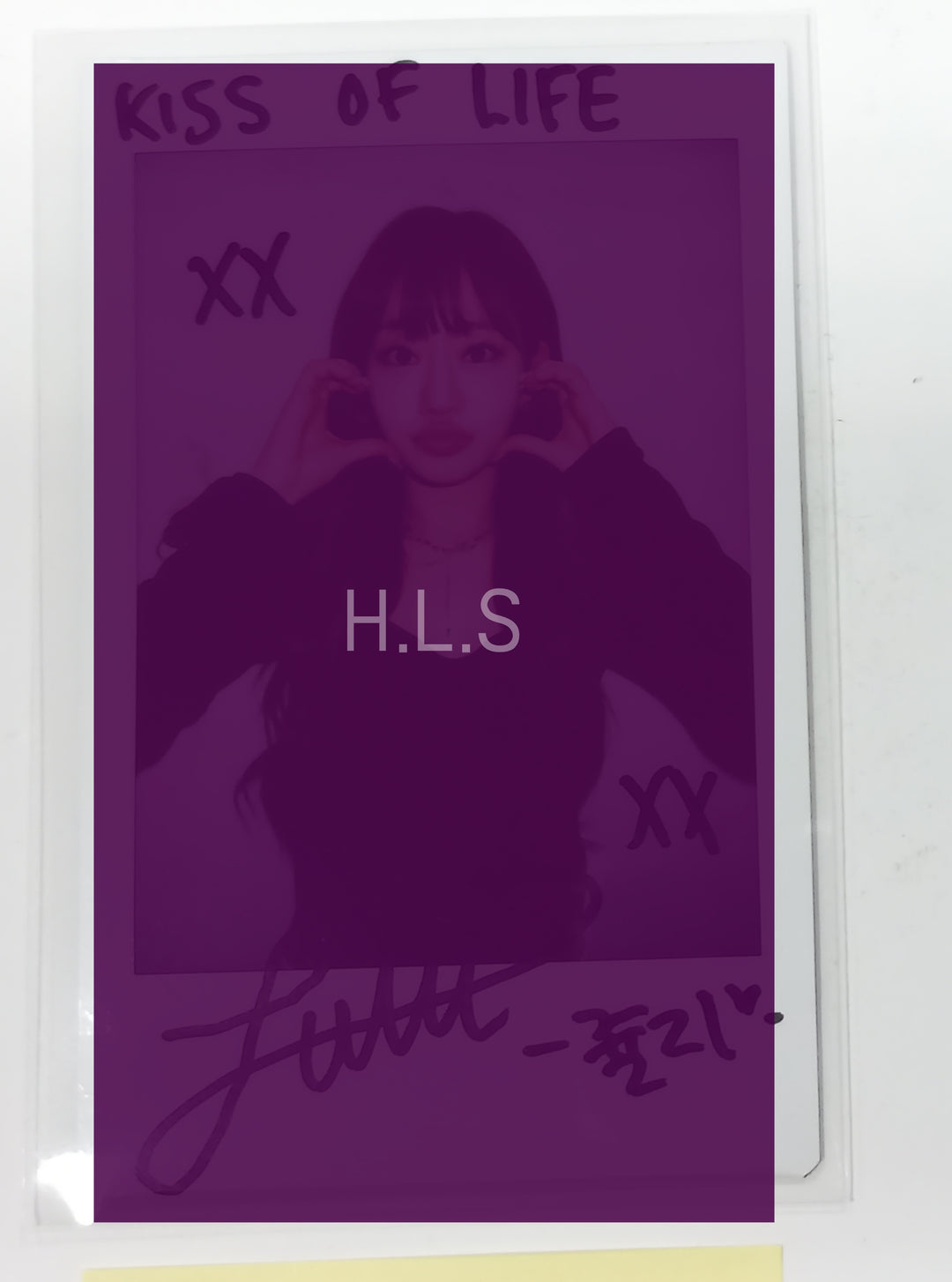 JULIE (Of KISS OF LIFE) "KISS OF LIFE" - Hand Autographed(Signed) Polaroid [23.11.23] - HALLYUSUPERSTORE