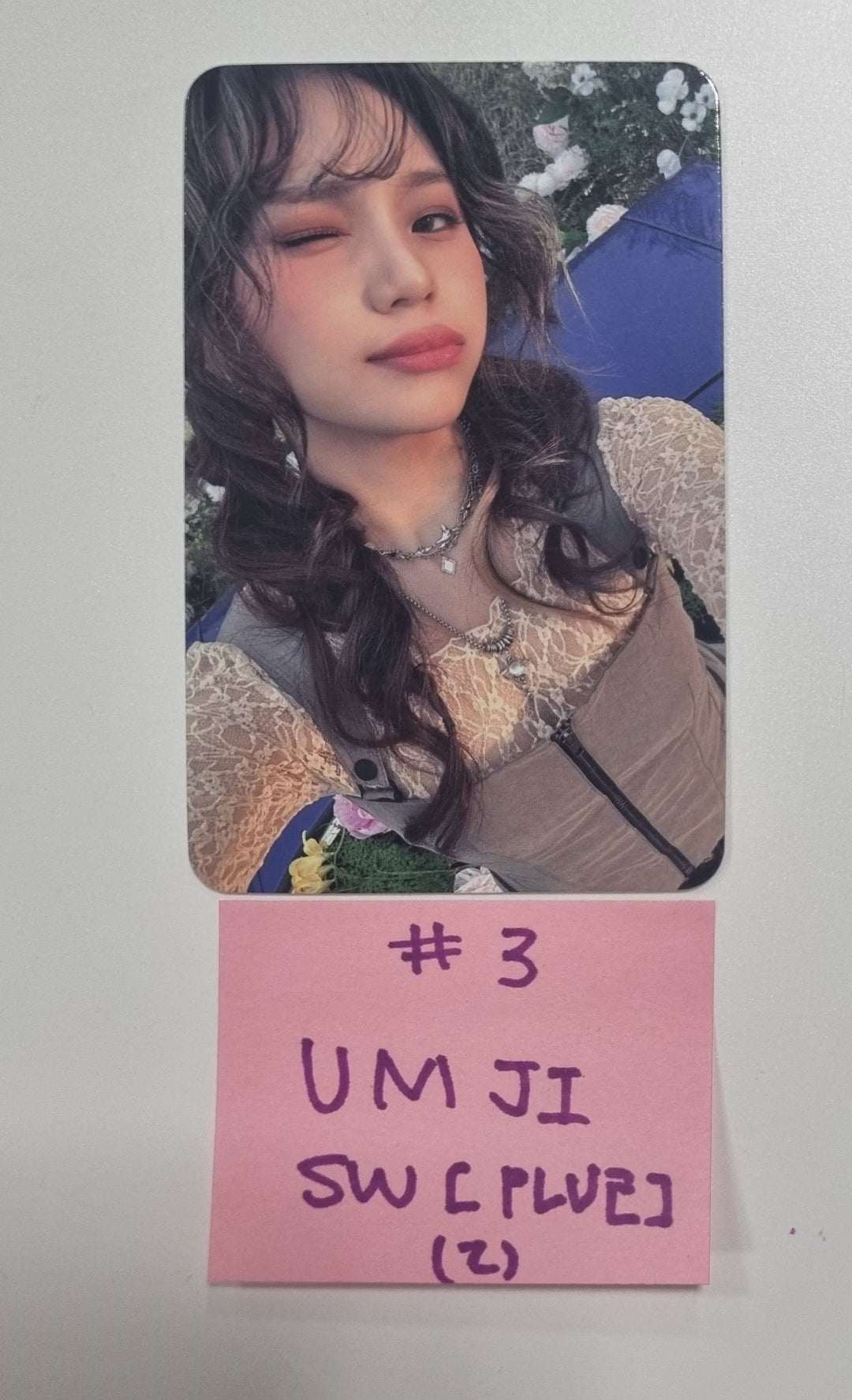 VIVIZ "VERSUS" - Soundwave Fansign Event Photocard [PLVE Ver] [23.11.24] - HALLYUSUPERSTORE