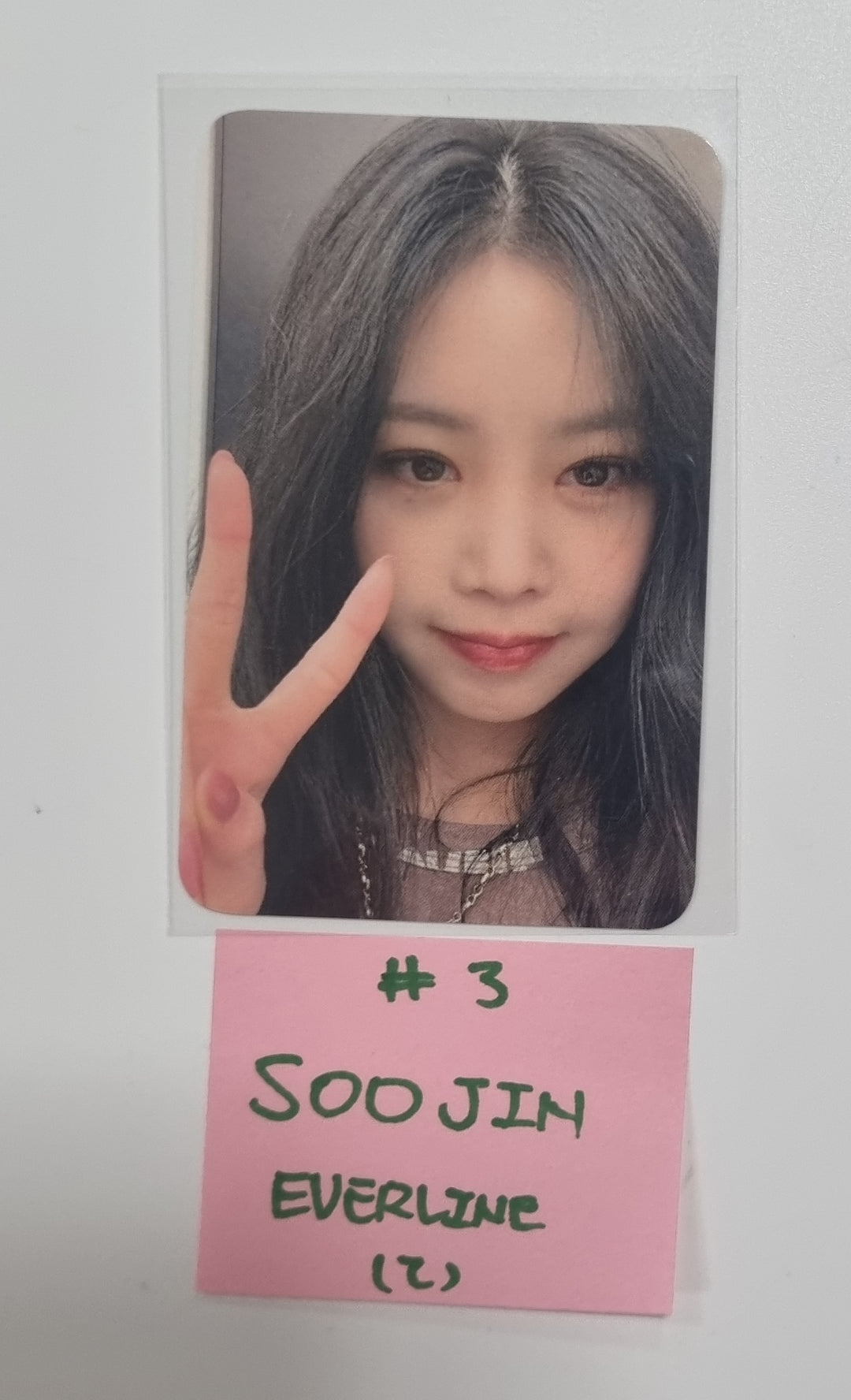 Soojin "아가씨" 1st EP - Everline Pop-UP Store MD Event Photocard [23.11.24] - HALLYUSUPERSTORE