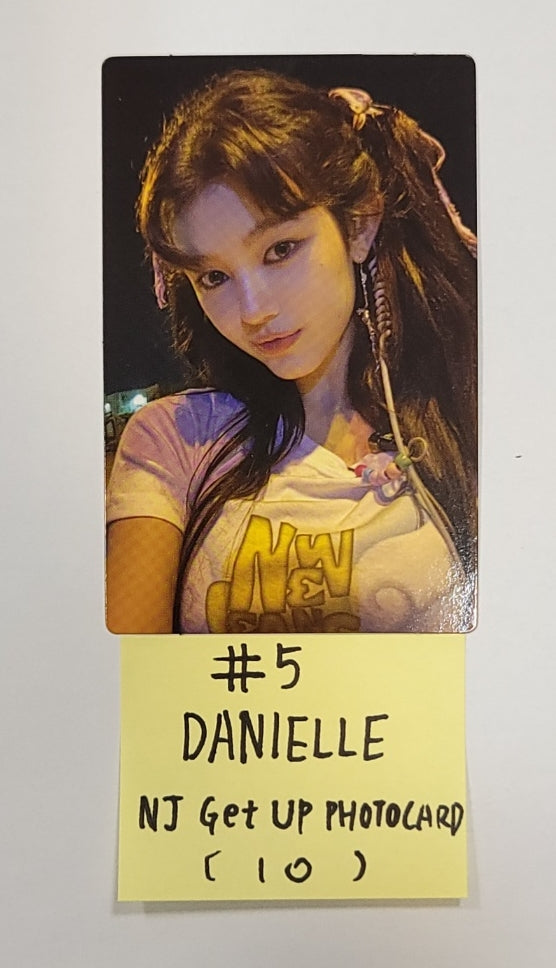 NEW JEANS "Hang out with NewJeans X LINE FRIENDS" - Official MD NJ Get UP Photocard [23.11.24] - HALLYUSUPERSTORE