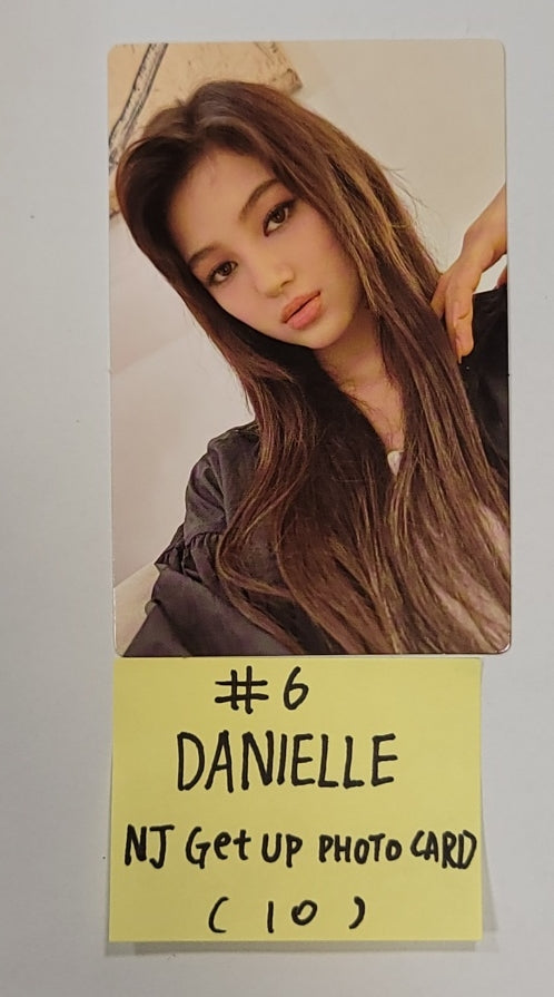NEW JEANS "Hang out with NewJeans X LINE FRIENDS" - Official MD NJ Get UP Photocard [23.11.24] - HALLYUSUPERSTORE