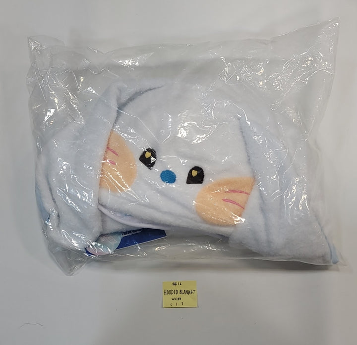NEW JEANS "Hang out with NewJeans X LINE FRIENDS" - Official MD (1) [23.11.24] - HALLYUSUPERSTORE