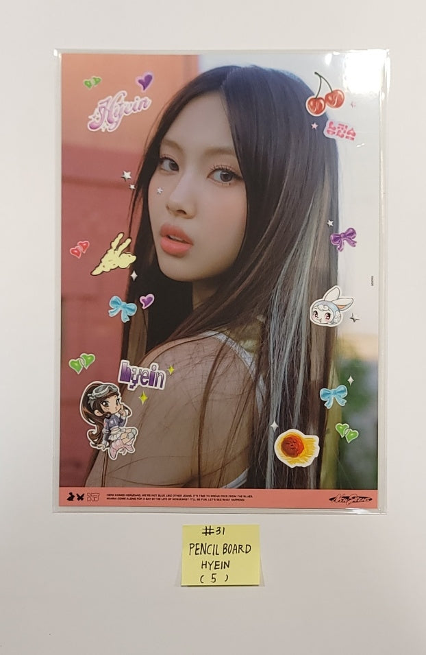 NEW JEANS "Hang out with NewJeans X LINE FRIENDS" - Official MD (2) [23.11.24] - HALLYUSUPERSTORE