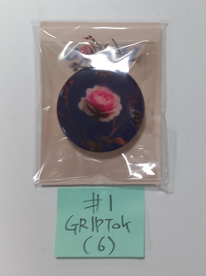 Soojin "아가씨" 1st EP - Everline Pop-UP Store Official MD [Grip Tok, Keyring, Photocard Set, Deco Sticker Set] [23.11.24] - HALLYUSUPERSTORE