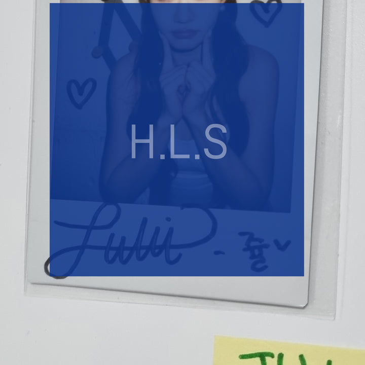 JULIE (Of KISS OF LIFE) "KISS OF LIFE" - Hand Autographed(Signed) Polaroid + Hand Grip Tok [23.12.07] - HALLYUSUPERSTORE