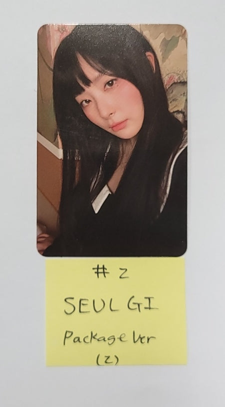 Red Velvet  "Chill Kill" - Official Photocard [Package Ver, Photobook Ver.] [23.12.07] - HALLYUSUPERSTORE