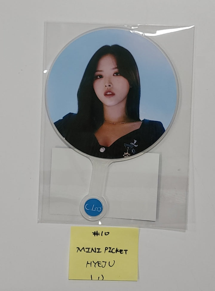 Loossemble "Loossemble" - Official MD [Acrylic Keyring, Mini Image Picket, Roulette Badge, Photocard Binder, Chiffon Fabric Poster, Sweat Shirts] [23.12.07] - HALLYUSUPERSTORE