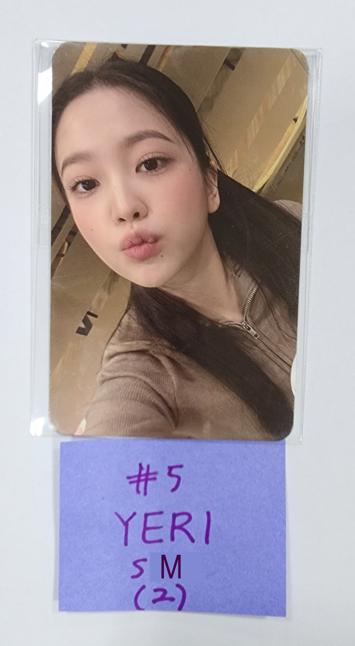 Red Velvet  "Chill Kill" - SM Town Fansign Event Photocard [23.12.11] - HALLYUSUPERSTORE