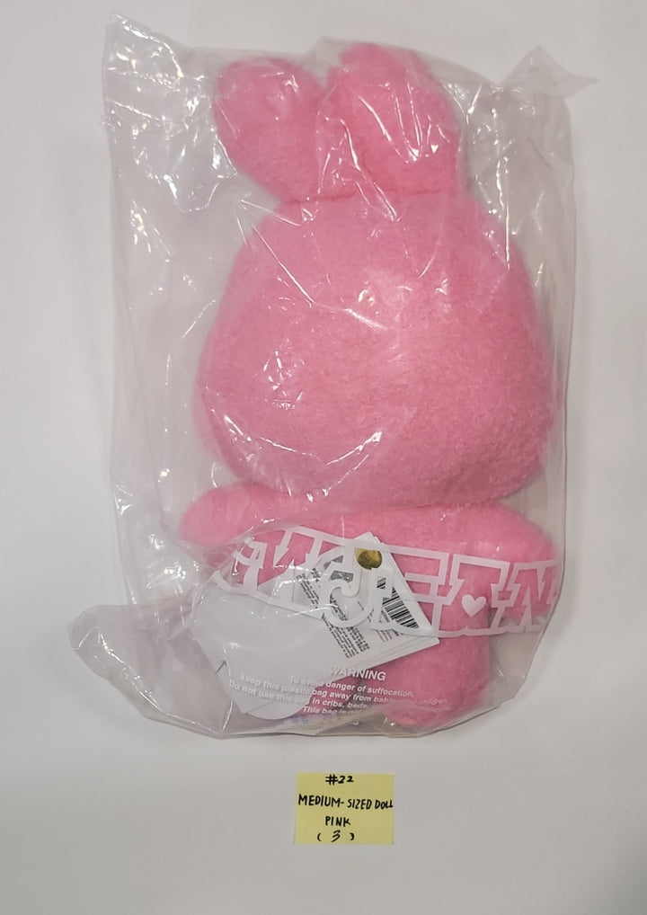 New Jeans - New Jeans x Line Friends Pop-Up Store Official MD (Plush Mini Pouch, Doll Closet, Plush Sticon, Medium-Sized Doll, Costume Plush, Plush House Slippers) [23.12.13] - HALLYUSUPERSTORE