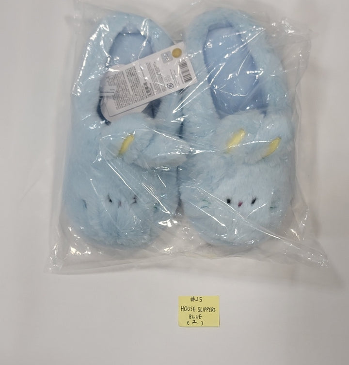 New Jeans - New Jeans x Line Friends Pop-Up Store Official MD (Plush Mini Pouch, Doll Closet, Plush Sticon, Medium-Sized Doll, Costume Plush, Plush House Slippers) [23.12.13] - HALLYUSUPERSTORE