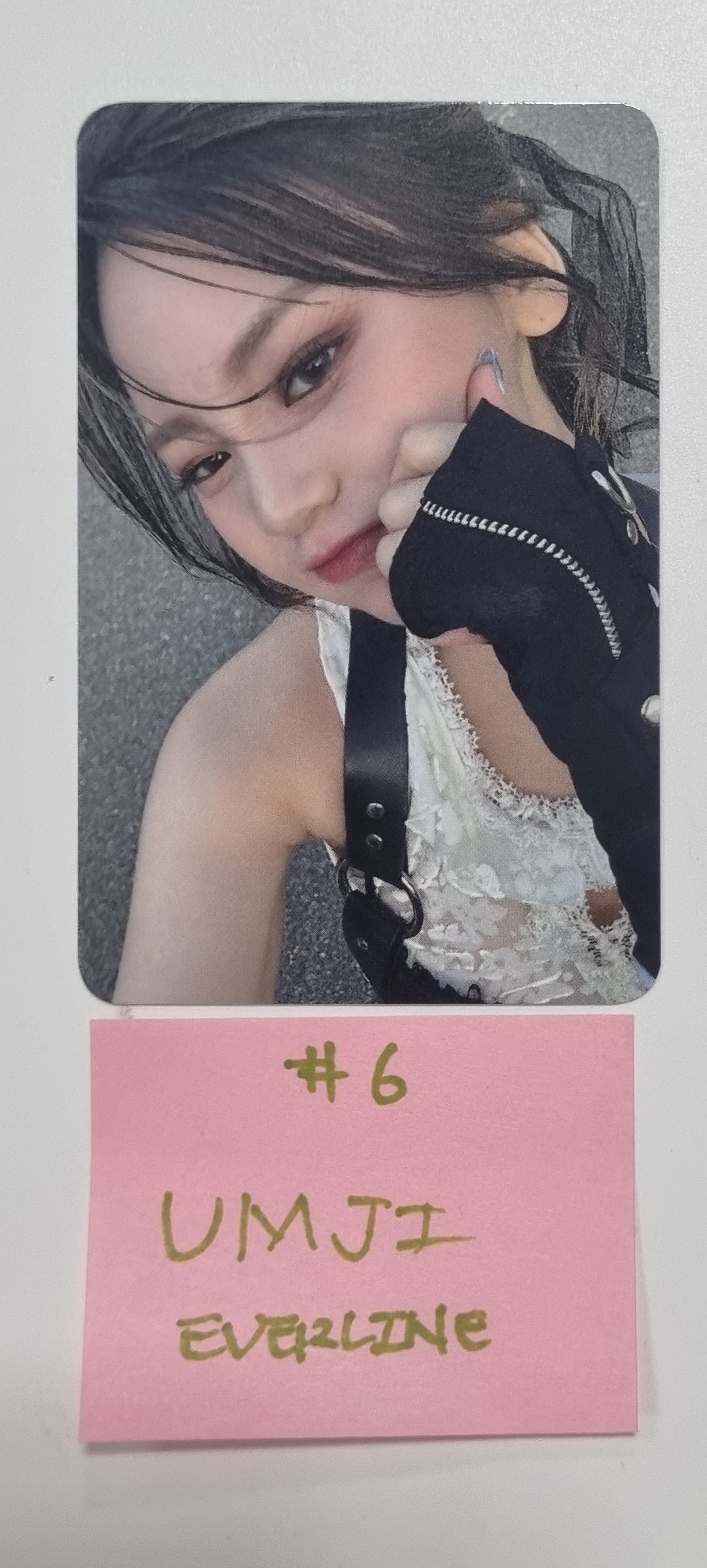 VIVIZ "VERSUS" - Everline Fansign Event Photocard Round 2 [23.12.13] - HALLYUSUPERSTORE