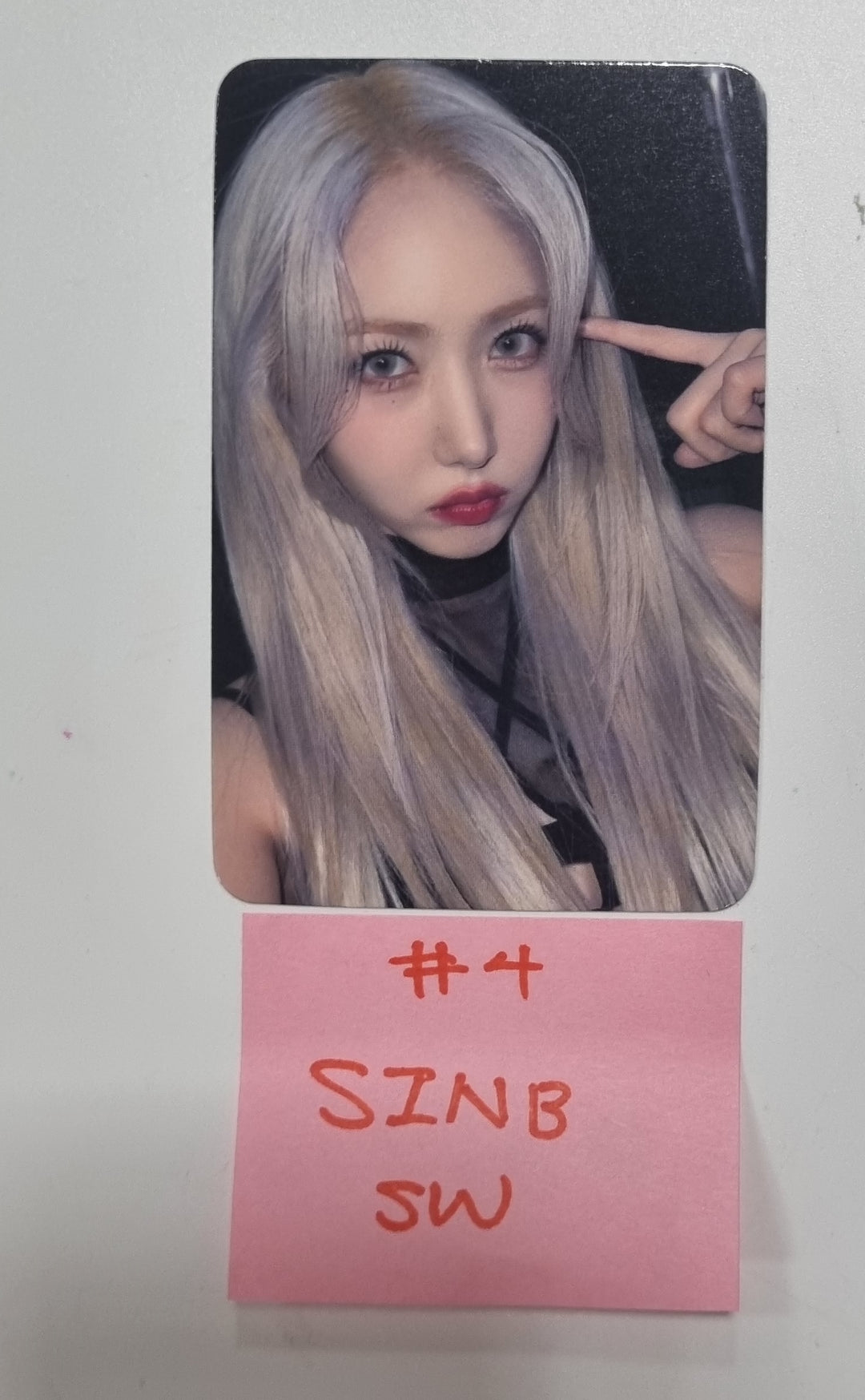 VIVIZ "VERSUS" - Soundwave Fansign Event Photocard Round 3 [23.12.13] - HALLYUSUPERSTORE
