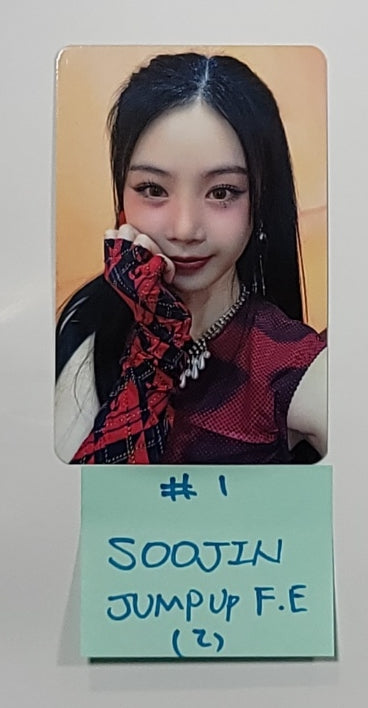 Soojin "아가씨" 1st EP - Jump Up Fansign Event Photocard [23.12.14] - HALLYUSUPERSTORE
