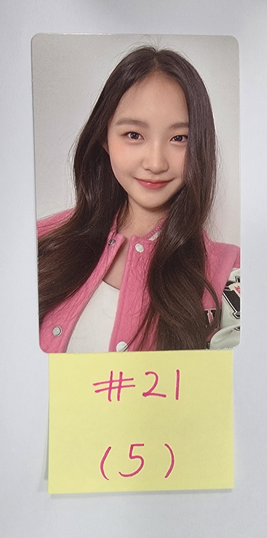 UNIVERSE TICKET "UNIVERSE TICKET" - Official Photocard (1) [23.12.14] - HALLYUSUPERSTORE