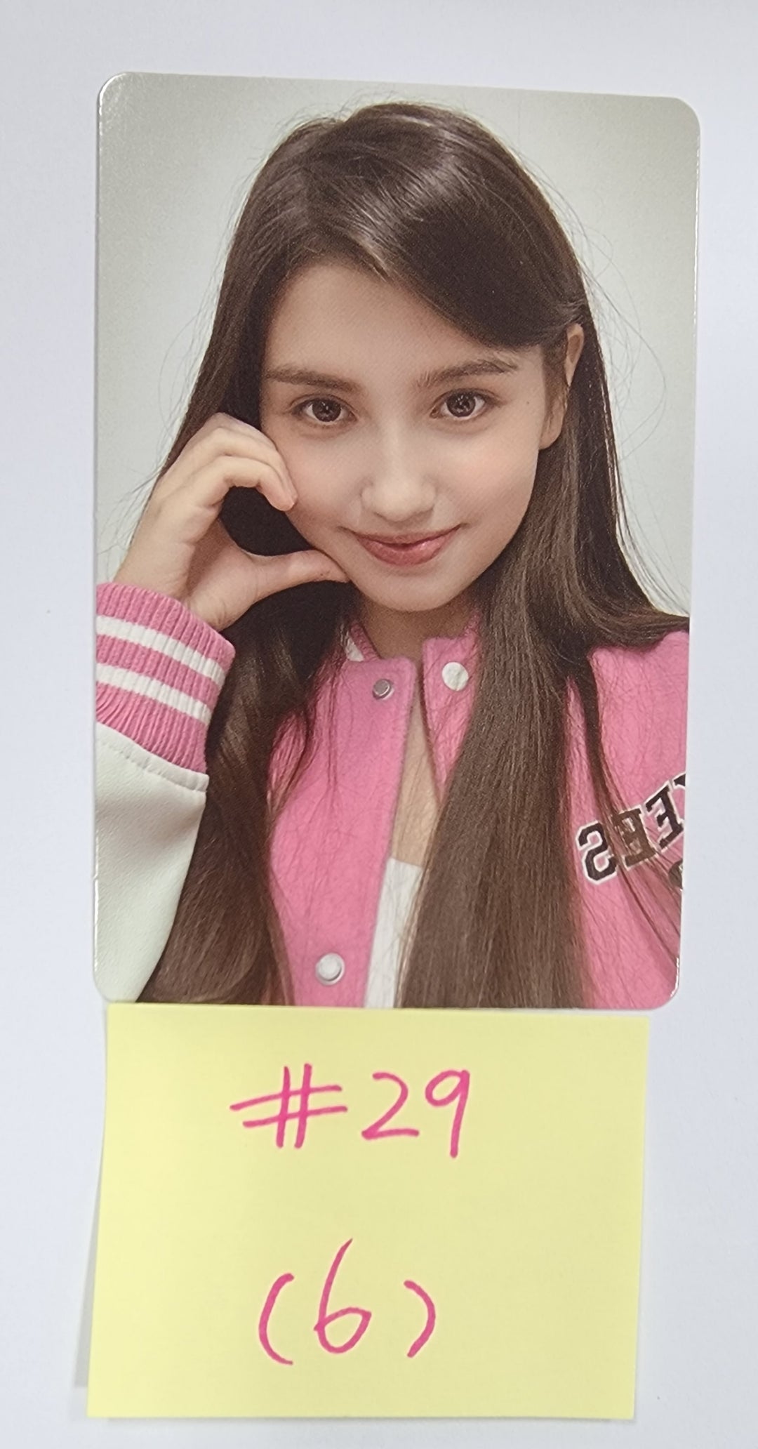 UNIVERSE TICKET "UNIVERSE TICKET" - Official Photocard (1) [23.12.14] - HALLYUSUPERSTORE