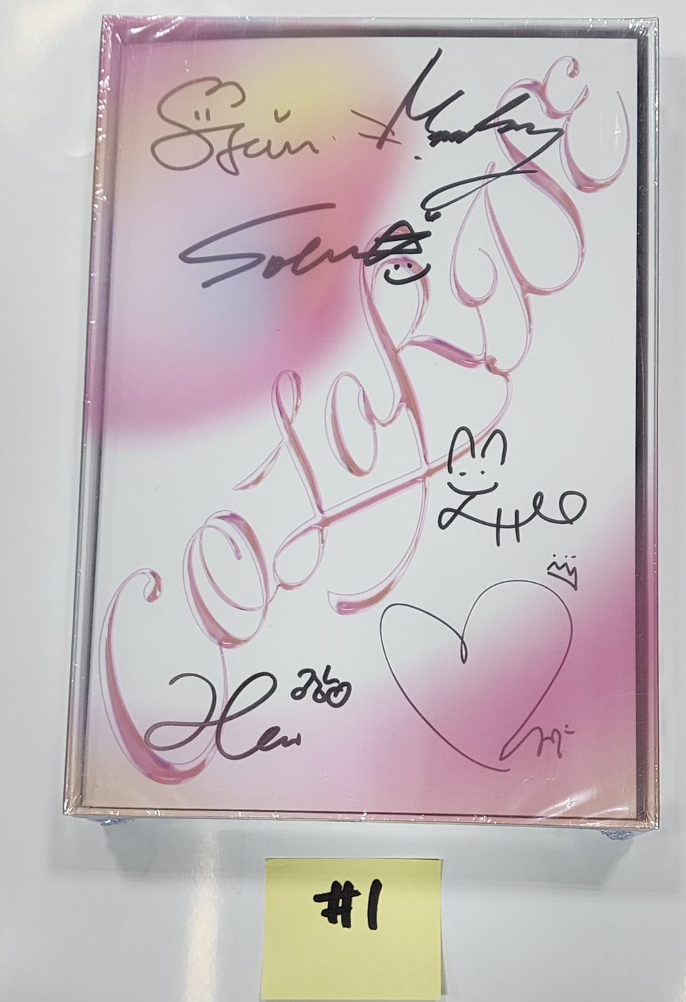 Weeekly - Mwave Event Hand Autographed(Signed) Album [23.12.15] - HALLYUSUPERSTORE