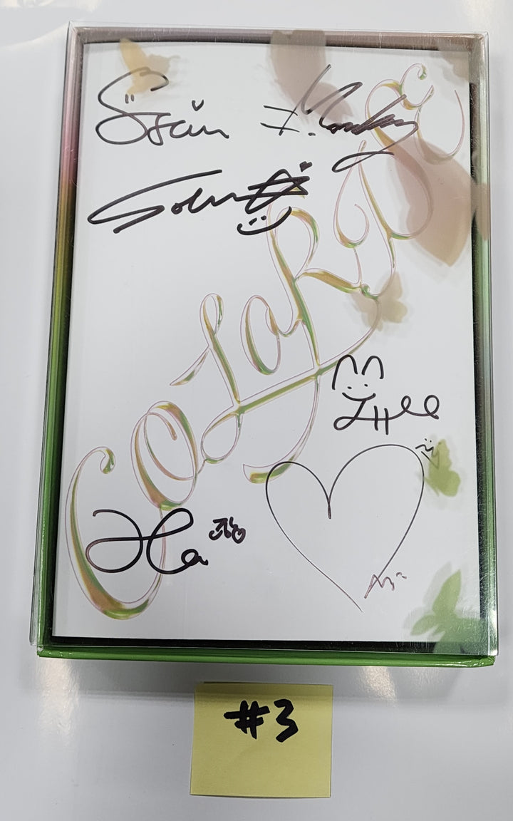Weeekly - Mwave Event Hand Autographed(Signed) Album [23.12.15] - HALLYUSUPERSTORE