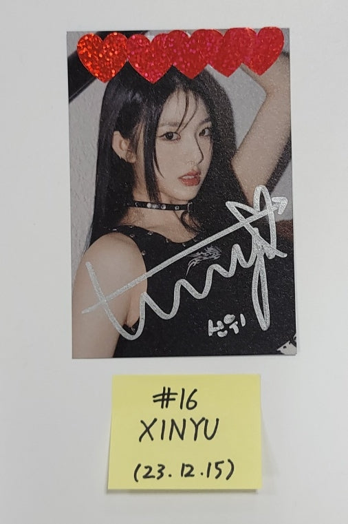 TripleS - A Cut Page From Fansign Event Album [QR ver.] [23.12.15] - HALLYUSUPERSTORE