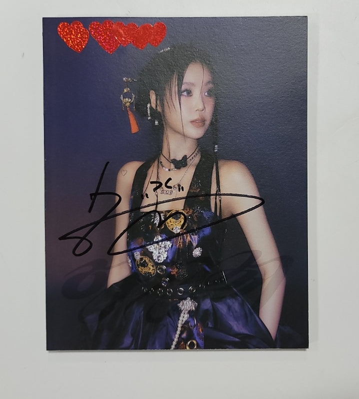 Soojin "아가씨" 1st EP - Hand Autograhed(Signed) Album [23.12.15] - HALLYUSUPERSTORE