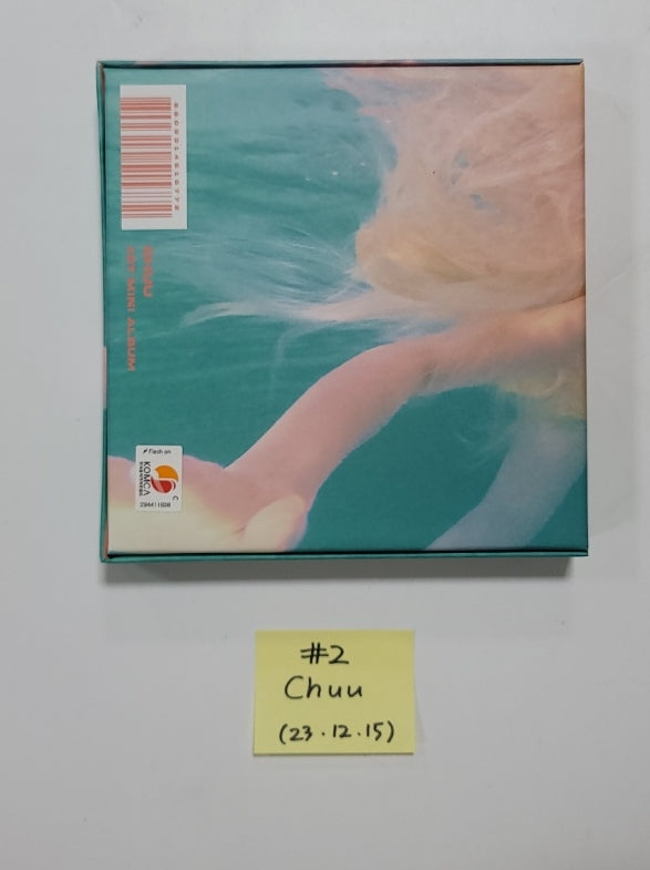 Chuu "Howl" - Hand Autographed(Signed) Album [23.12.15] - HALLYUSUPERSTORE