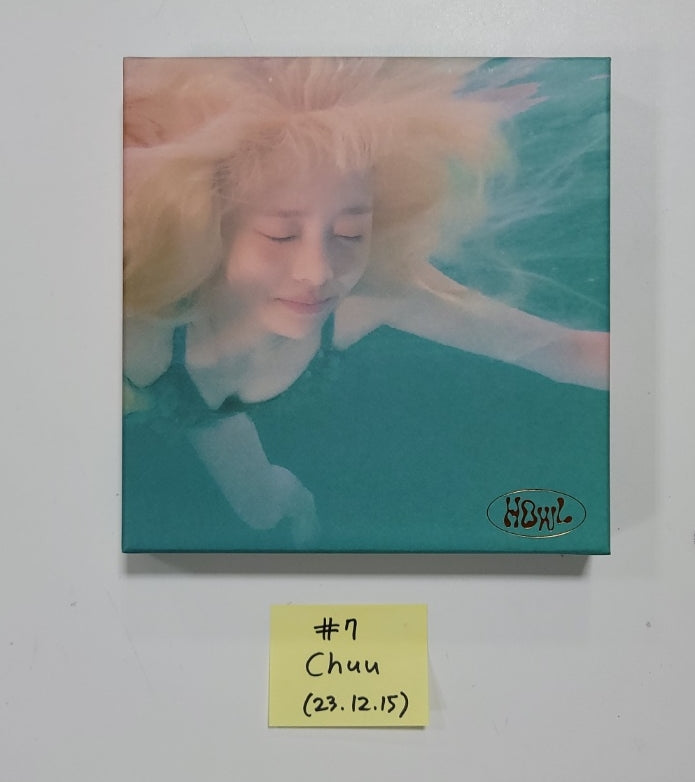 Chuu "Howl" - Hand Autographed(Signed) Album [23.12.15] - HALLYUSUPERSTORE