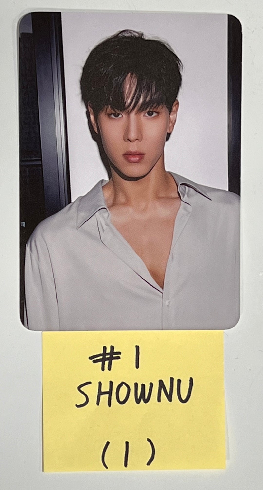 Shownu X Hyungwon "On My Way" 1st Photobook - Official Random Photocard [23.12.19] - HALLYUSUPERSTORE