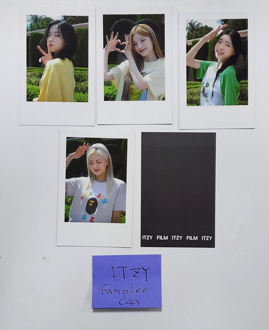 ITZY "Best Friends Forever" - 2024 Season Greetings Fanplee Pre-Order Benefit Photocards Set (5EA) [23.12.21] - HALLYUSUPERSTORE