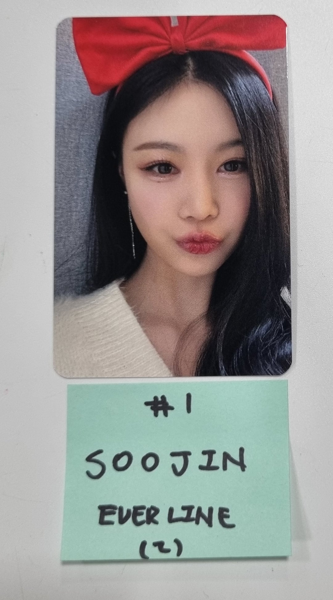 Soojin "아가씨" 1st EP - Everline Fansign Event Photocard [23.12.22] - HALLYUSUPERSTORE
