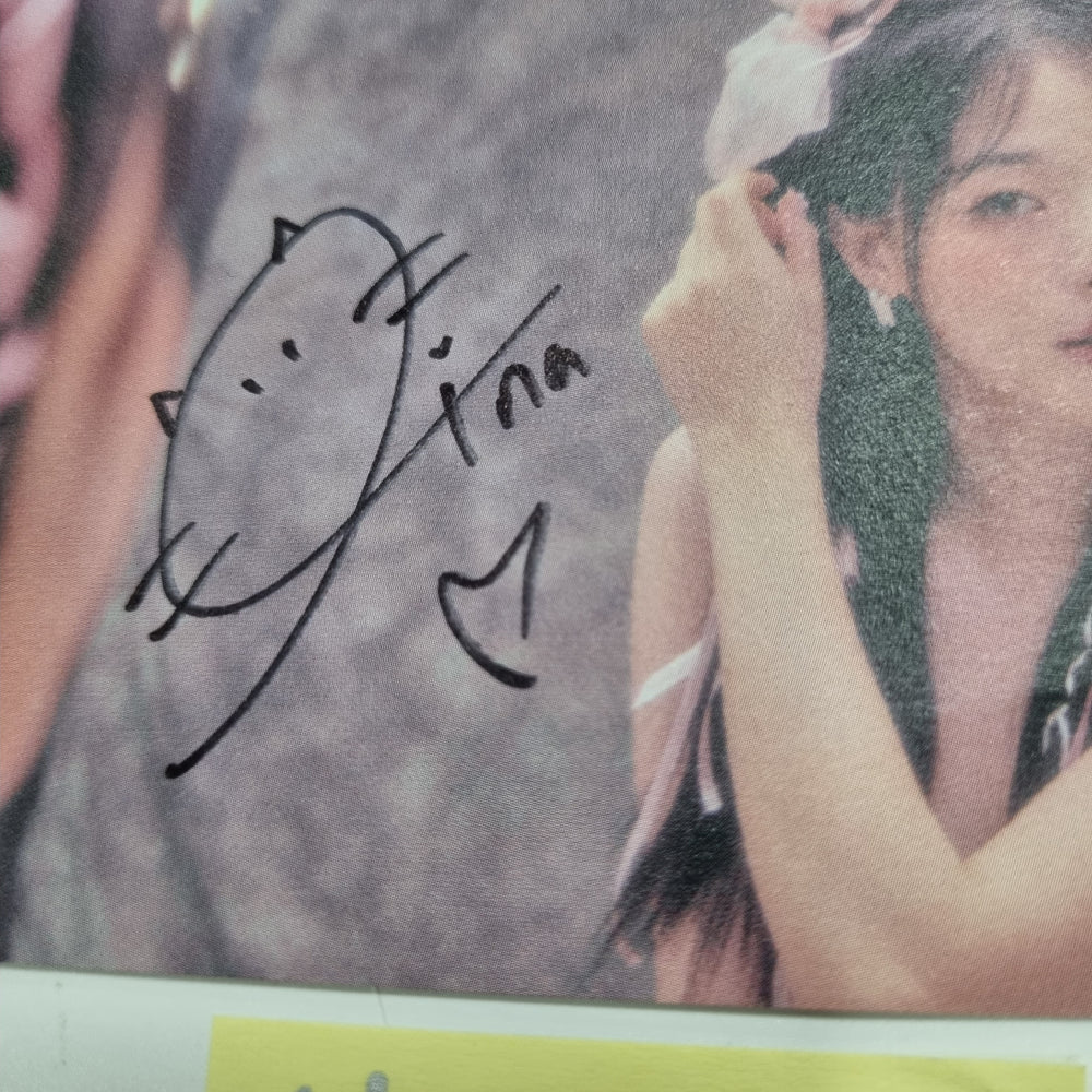 HINA (Of QWER) "Harmony from Discord" - Hand Autographed(Signed) Photo [23.12.22] - HALLYUSUPERSTORE