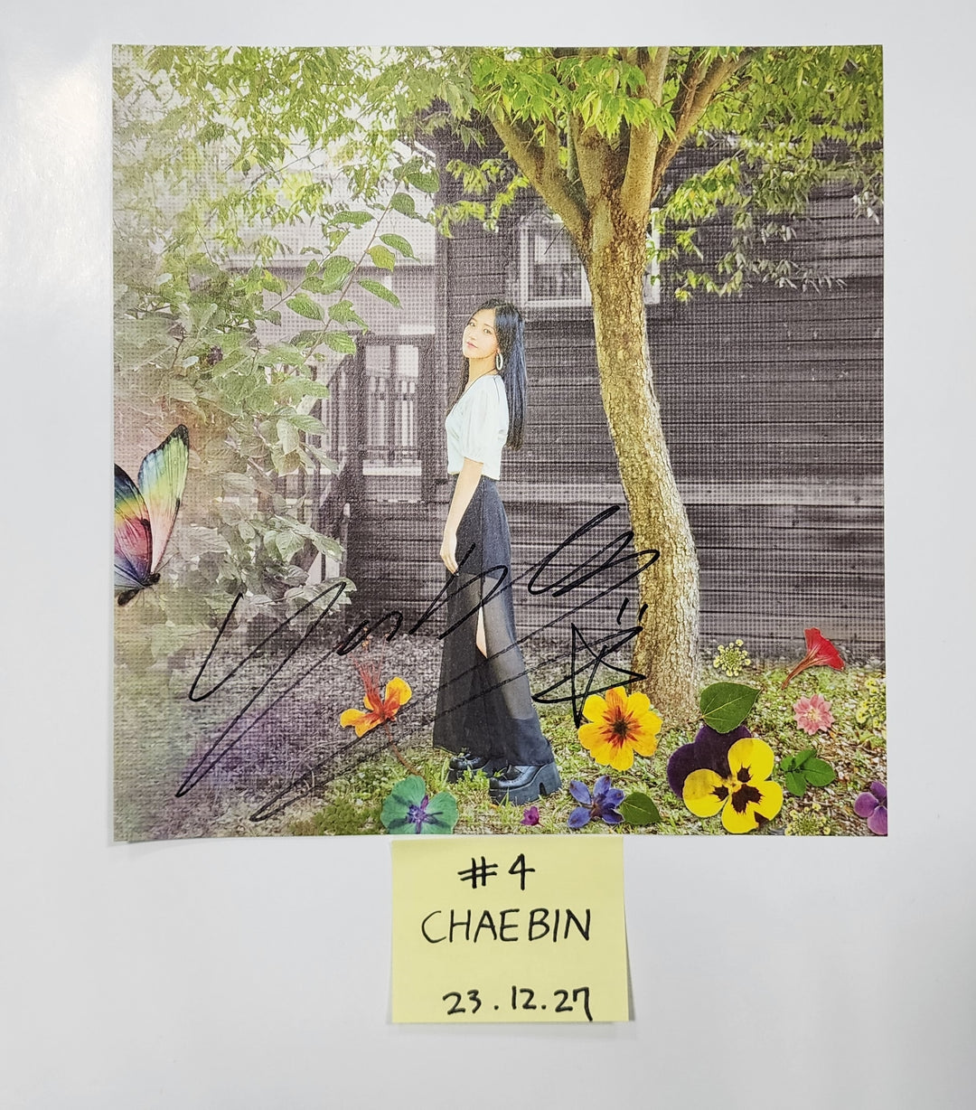 NATURE - A Cut Page From Fansign Event Album [23.12.27] - HALLYUSUPERSTORE