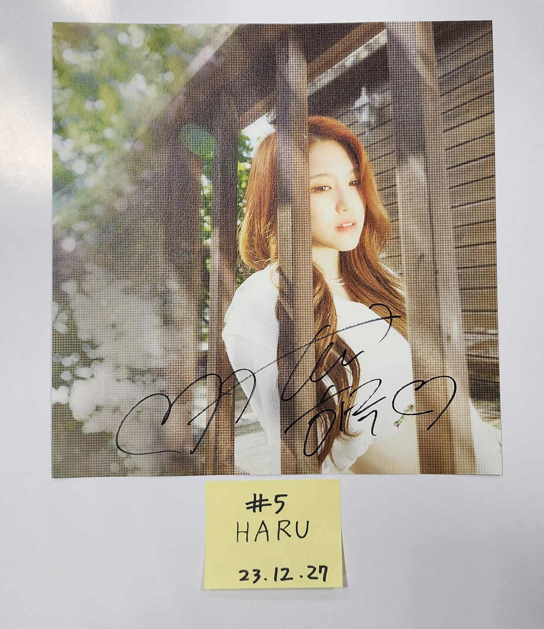 NATURE - A Cut Page From Fansign Event Album [23.12.27] - HALLYUSUPERSTORE