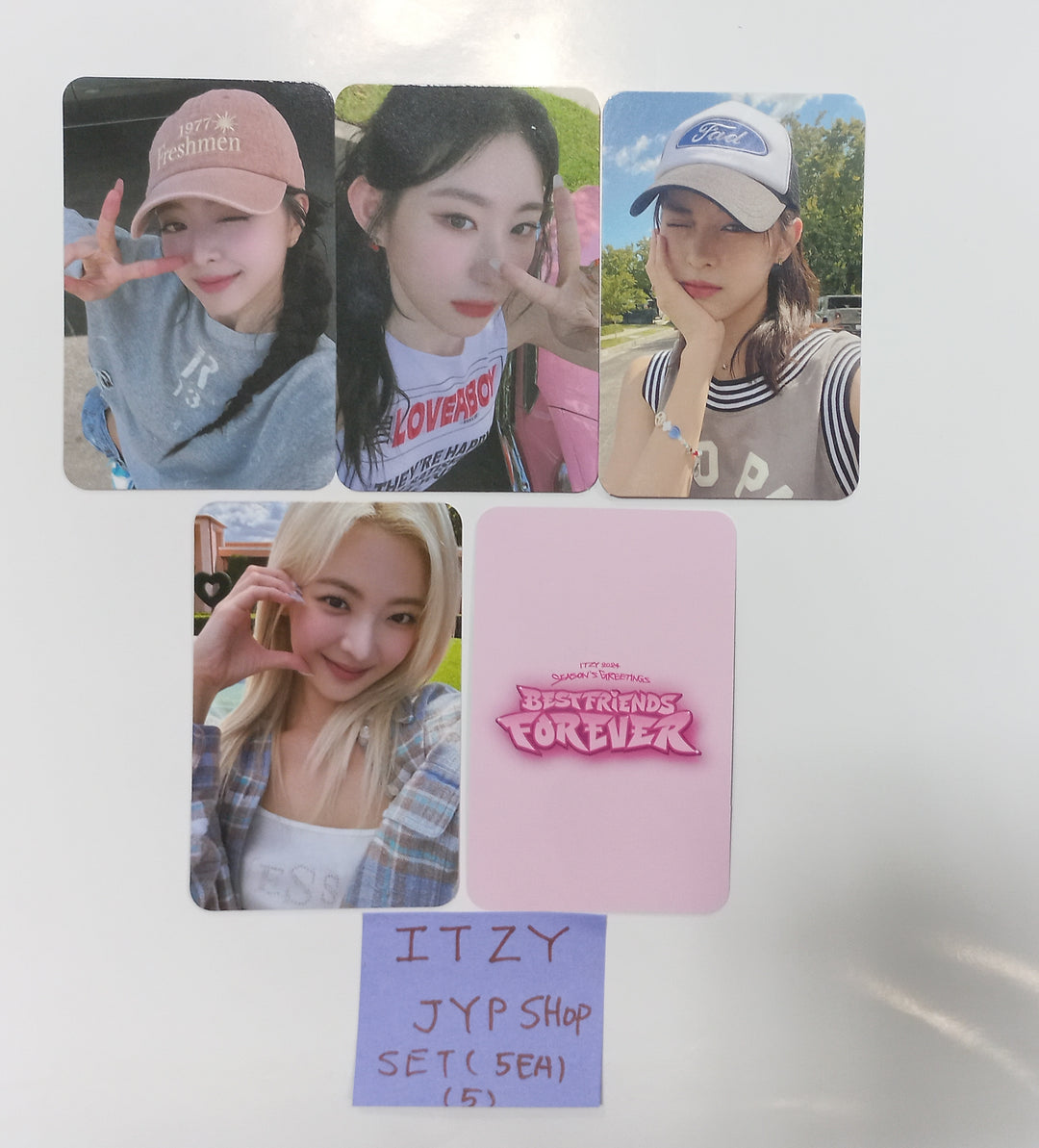 ITZY 2024 Season Greetings "Best Friends Forever" - JYP Shop Pre-Order Benefit Photocards Set (5EA) [23.12.28] - HALLYUSUPERSTORE