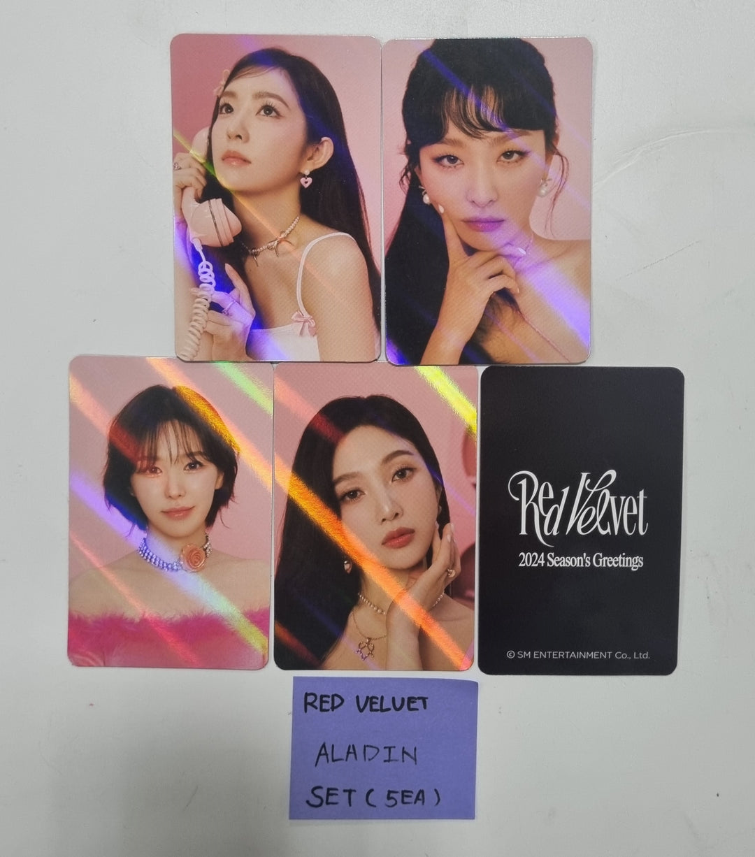 Red Velvet 2024 SEASON’S GREETINGS - Aladin Pre-order Benefit Hologram Photocards Set (5EA) [23.12.28] - HALLYUSUPERSTORE