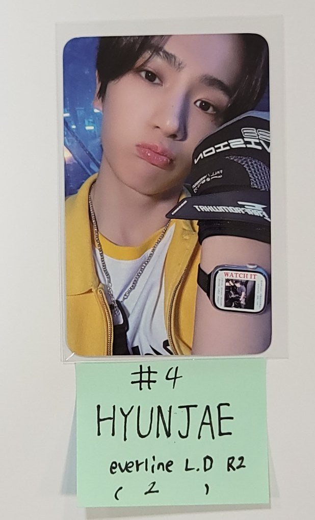 The Boyz - "Phantasy : Pt.2 Sixth Sense" Everline Lucky Draw Event Photocard Round 2 [23.12.29] - HALLYUSUPERSTORE
