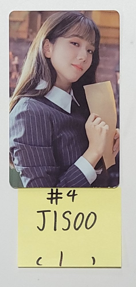 BLACKPINK "[BLACKPINK THE GAME : PHOTOCARD COLLECTION No.4~6" - Official Photocard [24.1.2] - HALLYUSUPERSTORE