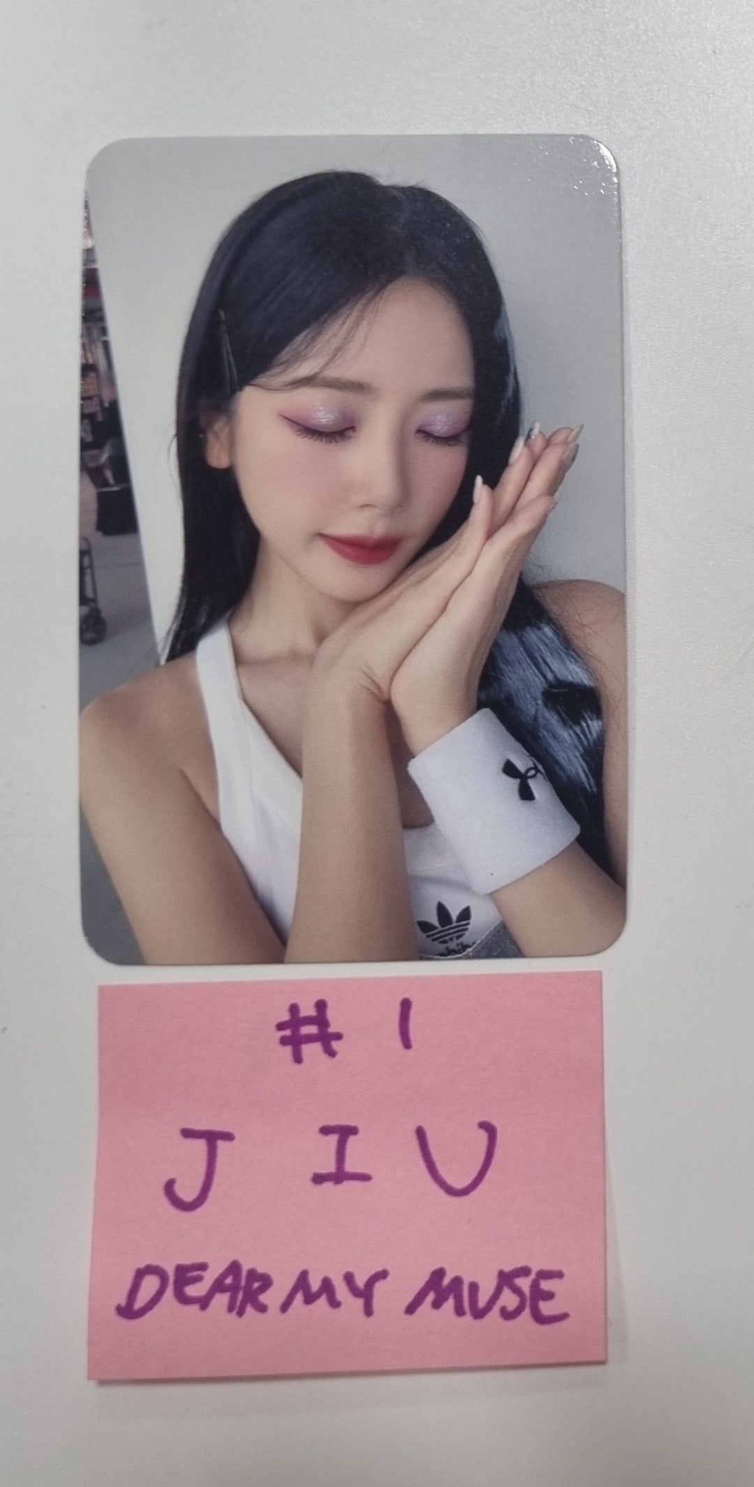 Dreamcatcher "VillainS" - Dear My Muse Fansign Event Photocard [Restocked 1/11] [24.1.3] - HALLYUSUPERSTORE