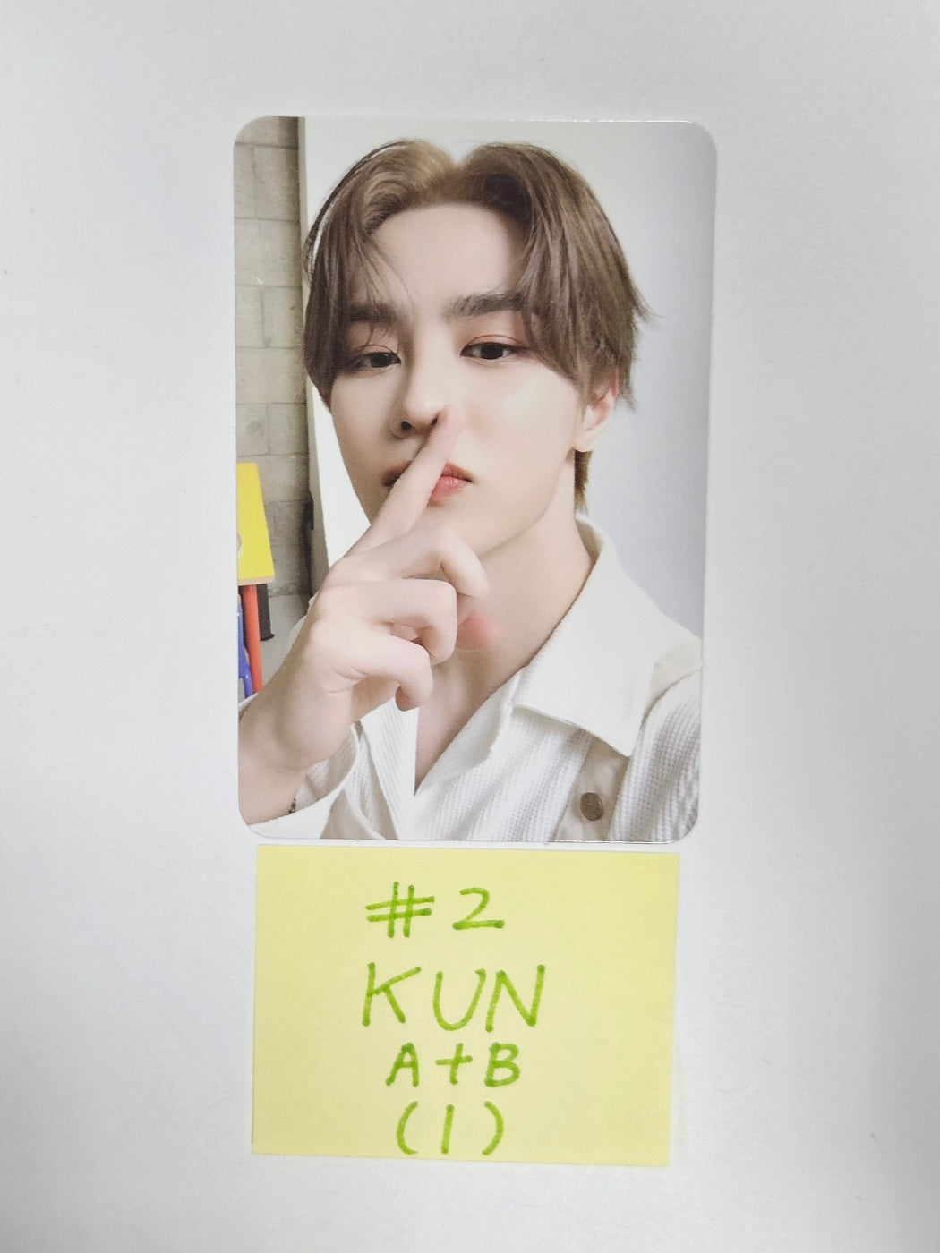 WayV "2024 SG" - Official Trading Photocard [A+B Ver.] [24.1.3] - HALLYUSUPERSTORE