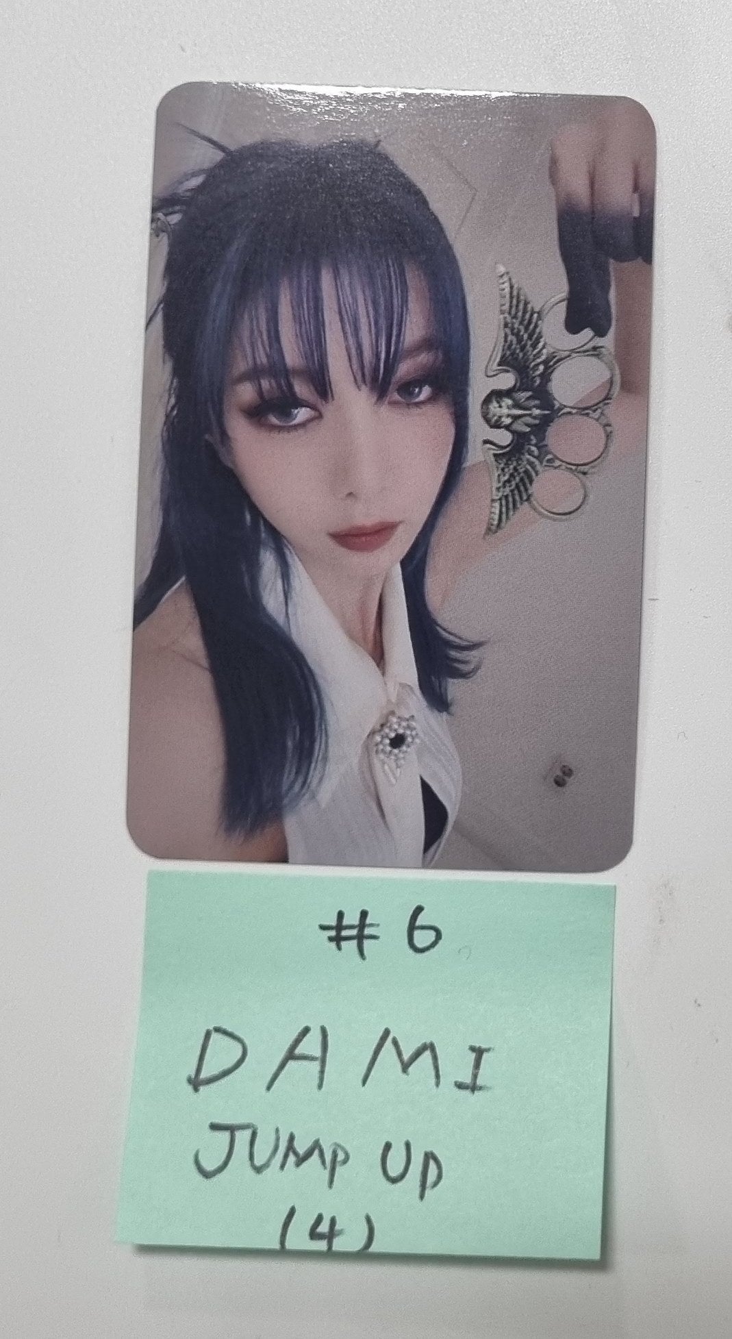 Dreamcatcher "VillainS" - Jump Up Fansign Event Photocard [24.1.8] - HALLYUSUPERSTORE
