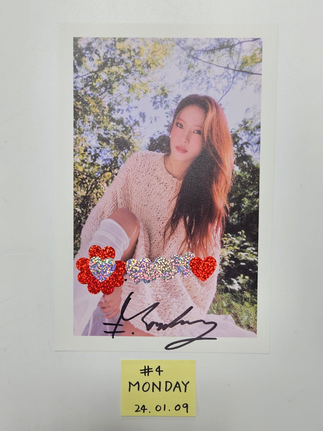 Weeekly "ColoRise" 5th mini - A Cut Page From Fansign Event Album [24.1.9] - HALLYUSUPERSTORE