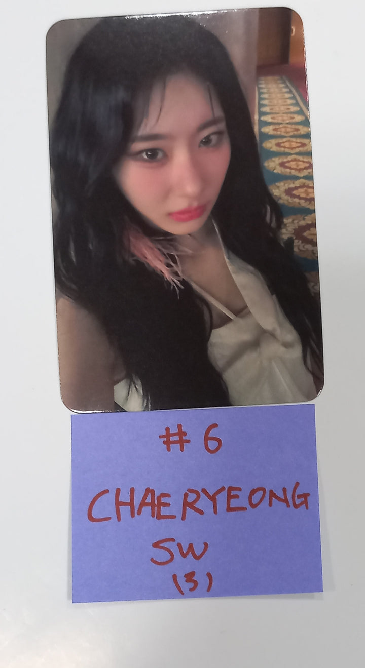 ITZY "BORN TO BE" - Soundwave Fansign Event Photocard [24.1.10] - HALLYUSUPERSTORE