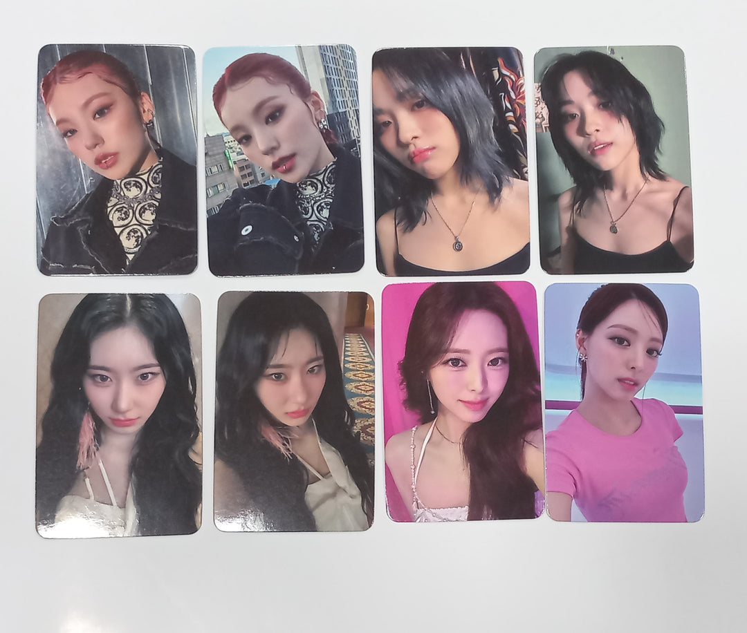 ITZY "BORN TO BE" - Soundwave Fansign Event Photocard [24.1.10] - HALLYUSUPERSTORE