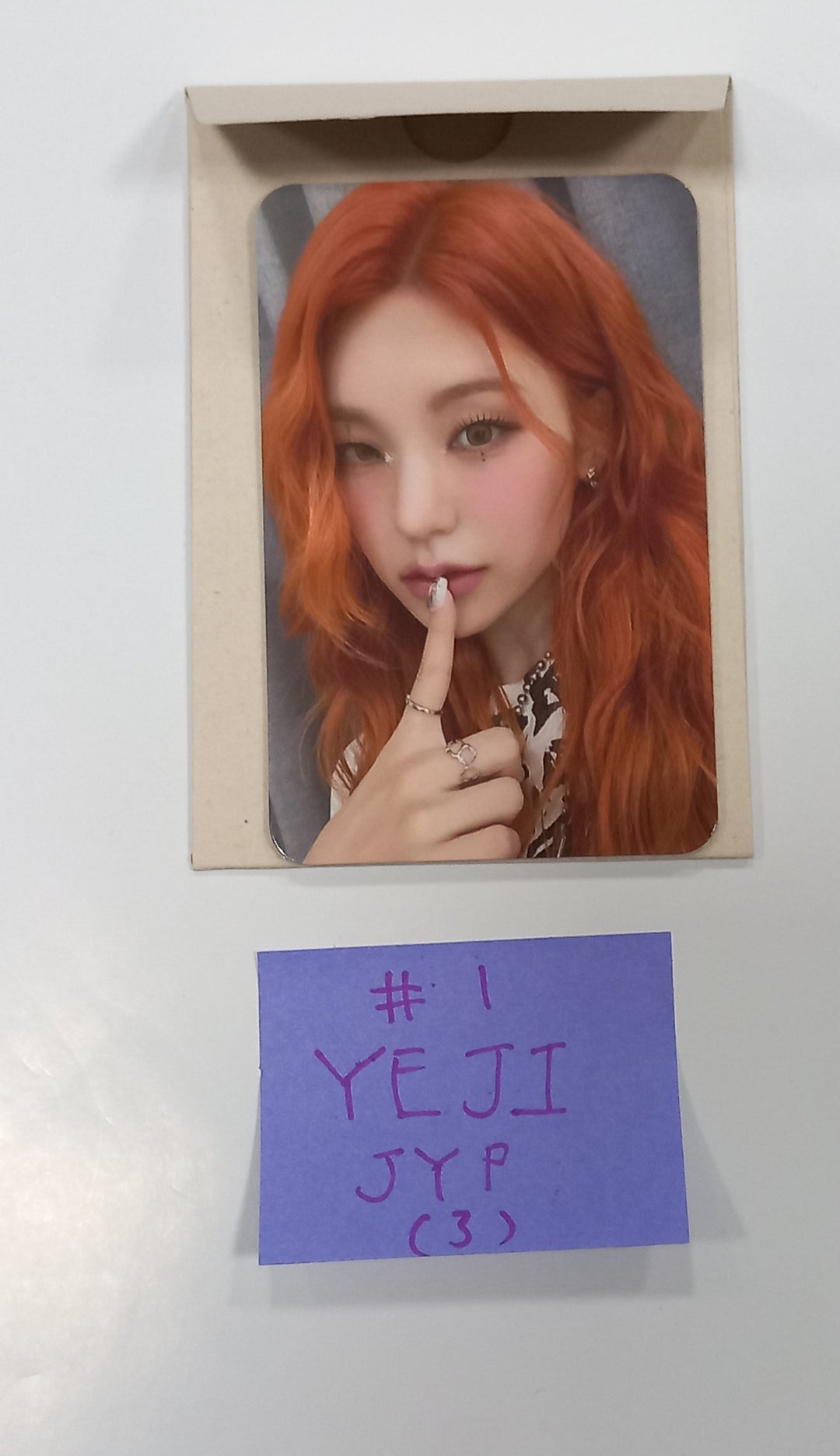ITZY "BORN TO BE" - JYP Shop Pre-Order Benefit Photocard [24.1.10] - HALLYUSUPERSTORE